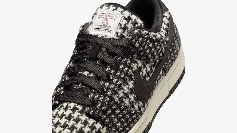 Harris Tweed x Nike Dunk Low Black White HQ5036-901 tongue