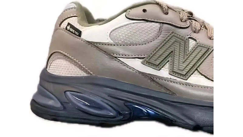 New Balance U2010 GTX Beige side