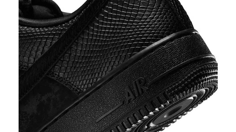 Nike Air Force 1 Low Black Pony Hair Snakeskin HQ1977-001 heel