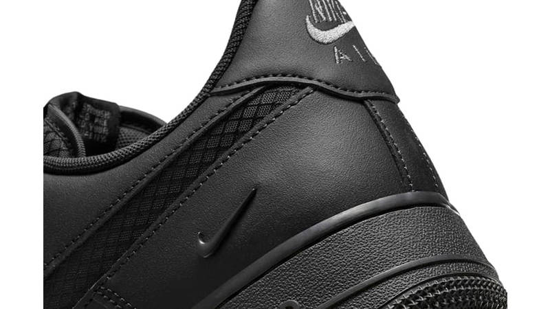 Nike Air Force 1 Low Triple Black Ripstop IH4452-001 heel