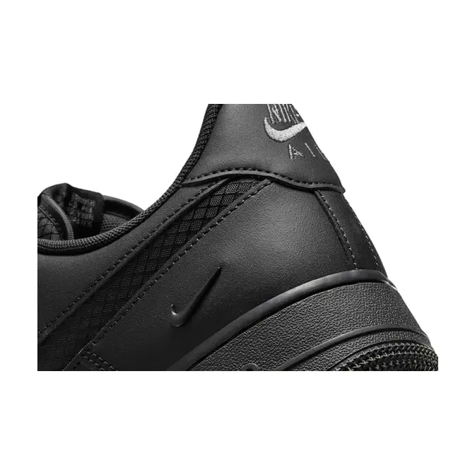 Nike Air Force 1 Low Triple Black Ripstop IH4452-001 heel