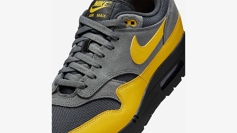 Nike Air Max 1 Batman FZ5808-014 side