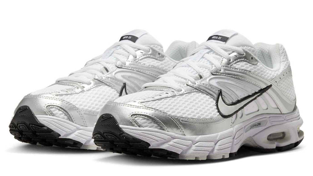 Nike Air Max Moto 2K Summit White Black Front