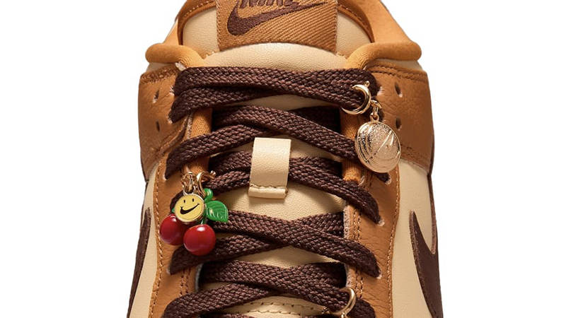 Nike Dunk Low Desert Ochre DD1873-102 Detail