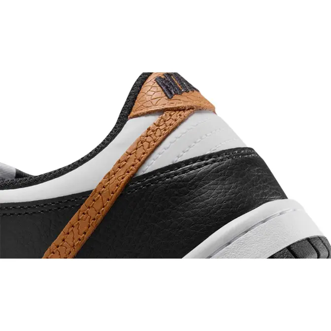 Nike Dunk Low GS Dry Desert Closeup