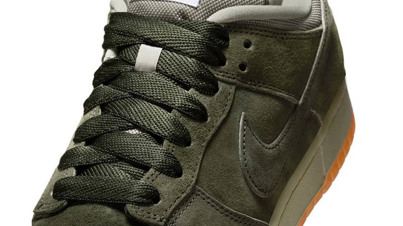 Nike SB Dunk Low Pro B Sequoia HJ0367-300 tongue
