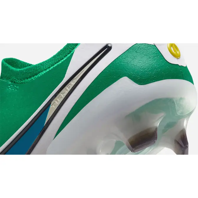Nike Tiempo Legend 10 Elite Fear Nothing Stadium Green Closeup