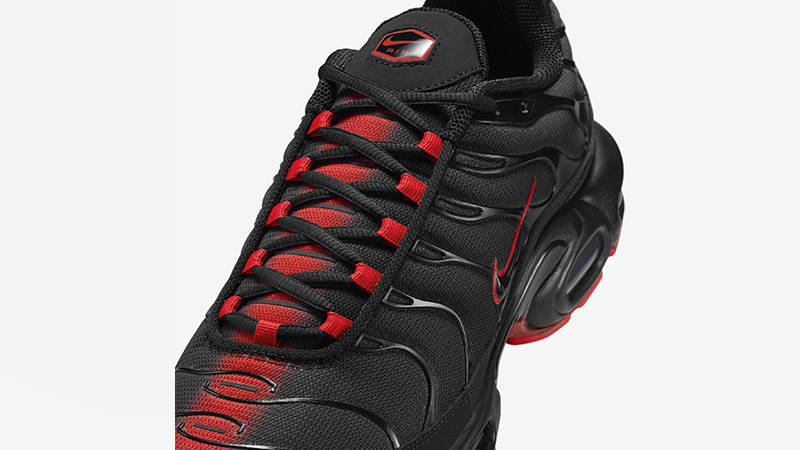 Nike TN Air Max Plus Black Red Lightsaber IM4868-010 tongue