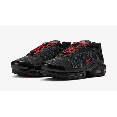 Nike TN Air Max Plus Tuned Air Black Red IH4459-001 front