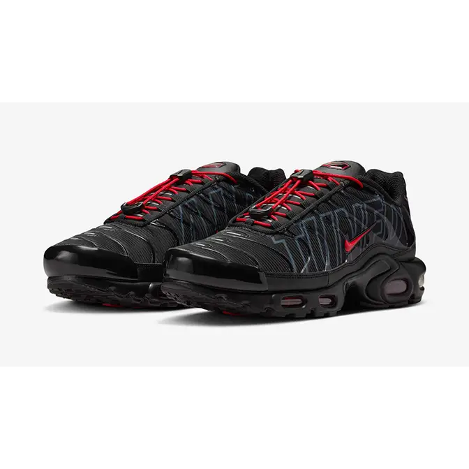 Nike TN Air Max Plus Tuned Air Black Red IH4459-001 front