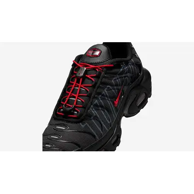 Nike TN Air Max Plus Tuned Air Black Red IH4459-001 tongue