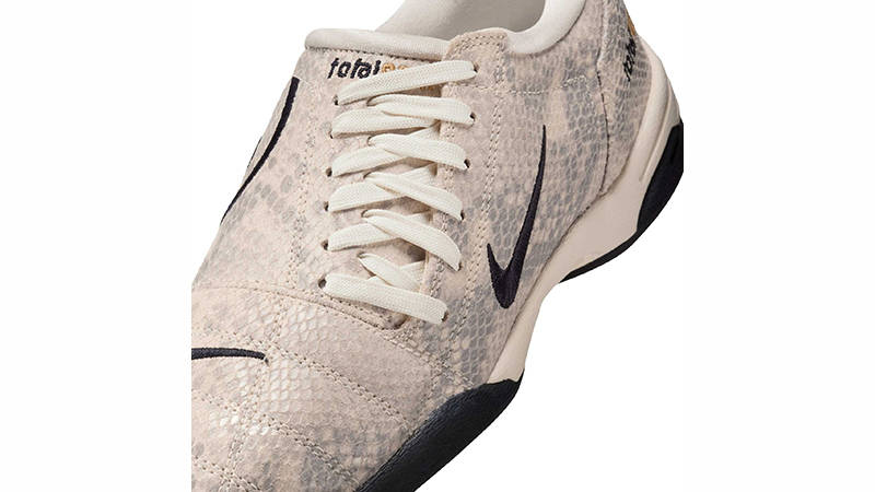 Nike Total 90 III Snakeskin Pale Ivory IB4204-100 side