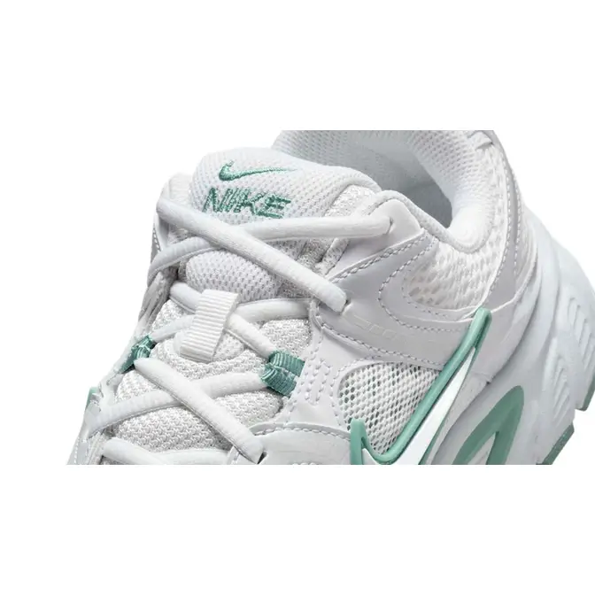 Nike V5 RNR Summit White Cannon Side