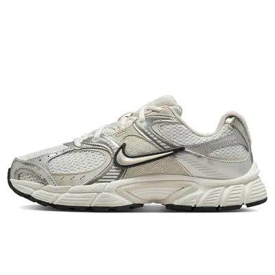 Nike V5 RNR Summit White Sail