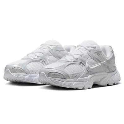 Nike V5 RNR White Metallic Silver Front
