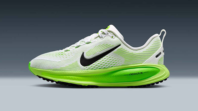 Nike Vomero 18 GS Electric Green | HQ2157 101 | The Sole Supplier