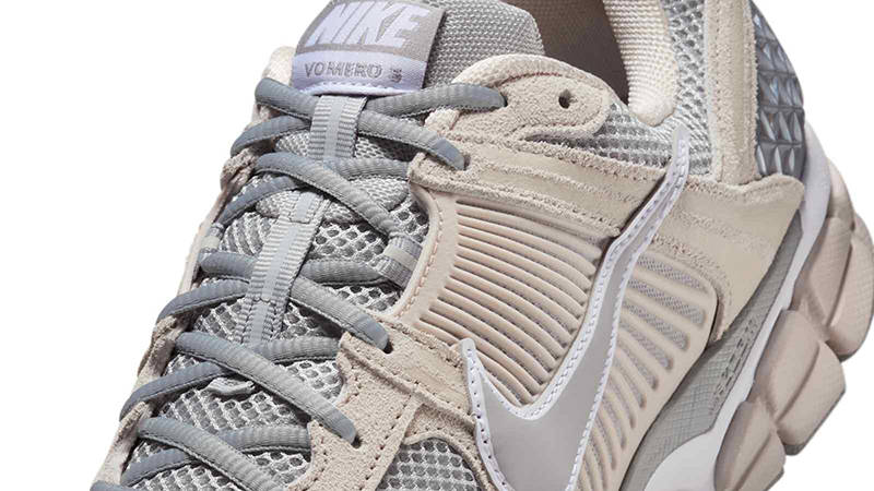 Nike Zoom Vomero 5 Light Orewood Brown Metallic Platinum HF1553-101 Detail