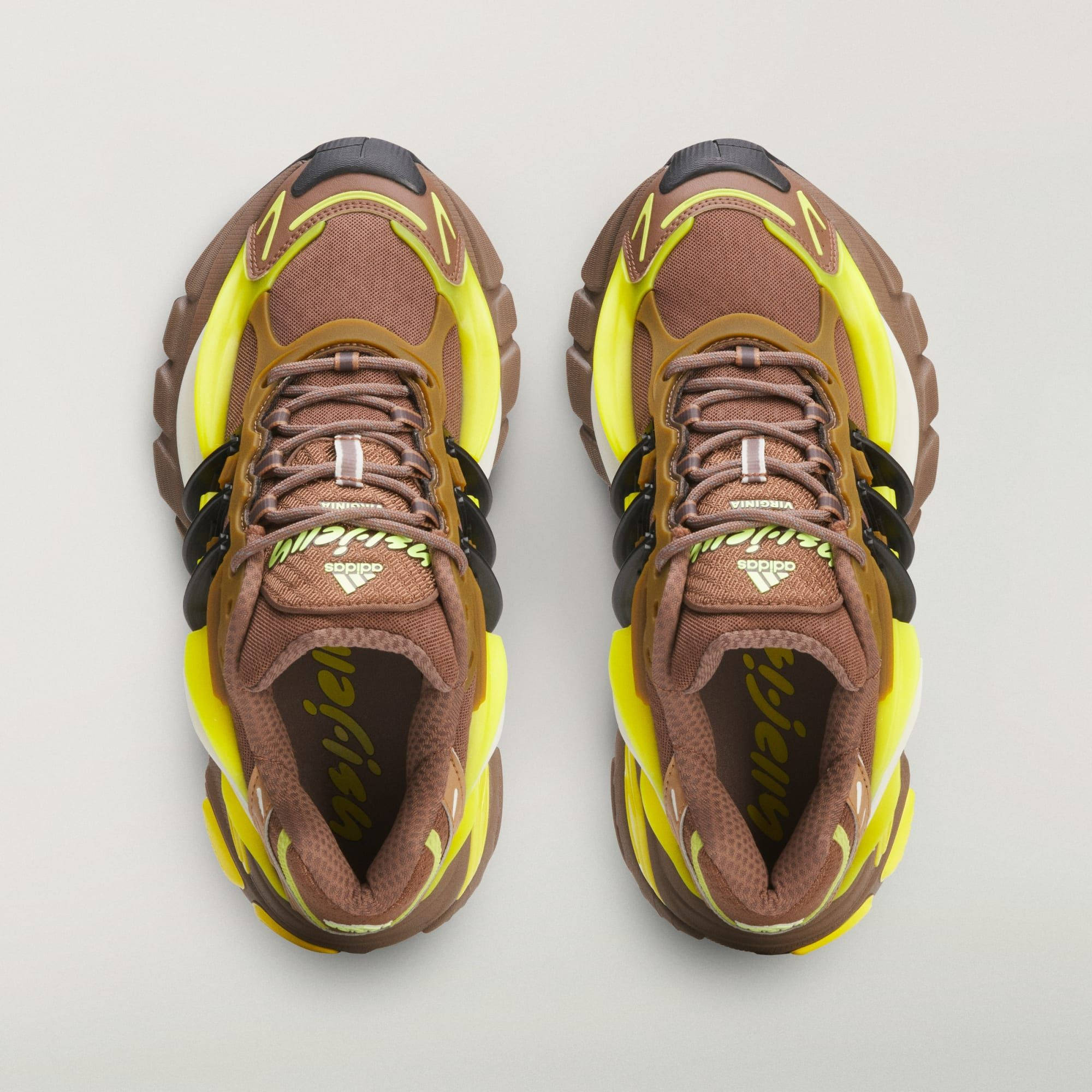 Pharrell x adidas Adistar Jellyfish Brown Neon middle