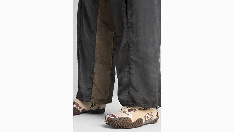 PUMA Mostro Camo Espresso Brown 401540-01 on foot main