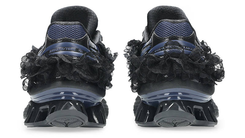 SHUSHUTONG x ASICS Gel-Kinetic Fluent Ink Blue heel