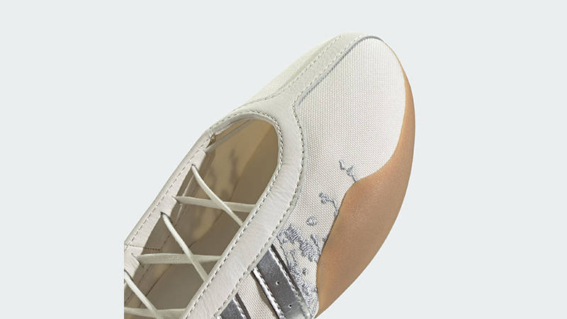 adidas Taekwondo Mei Ballet White Silver Floral JQ9677 toe