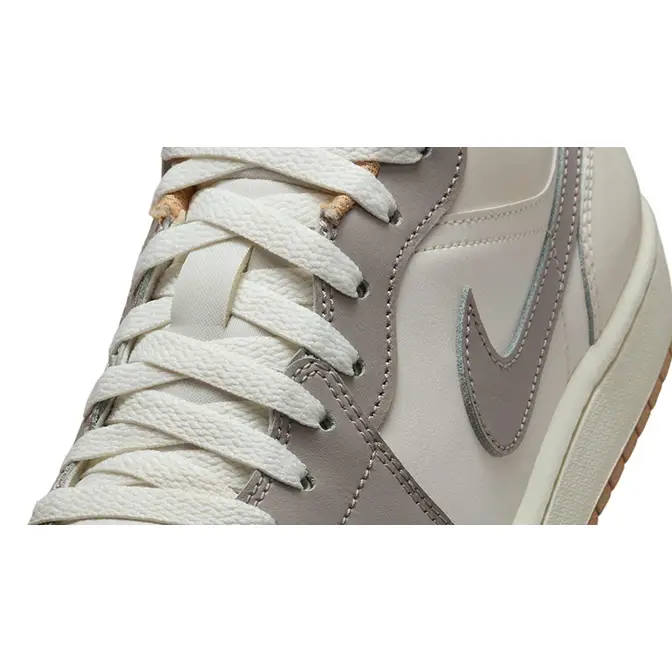Air Jordan 1 Low Sail College Grey 553558-169 Detail
