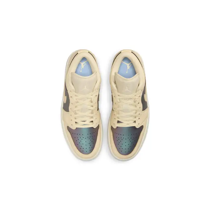 Air Jordan 1 Low SE Muslin Royal Tint Middle