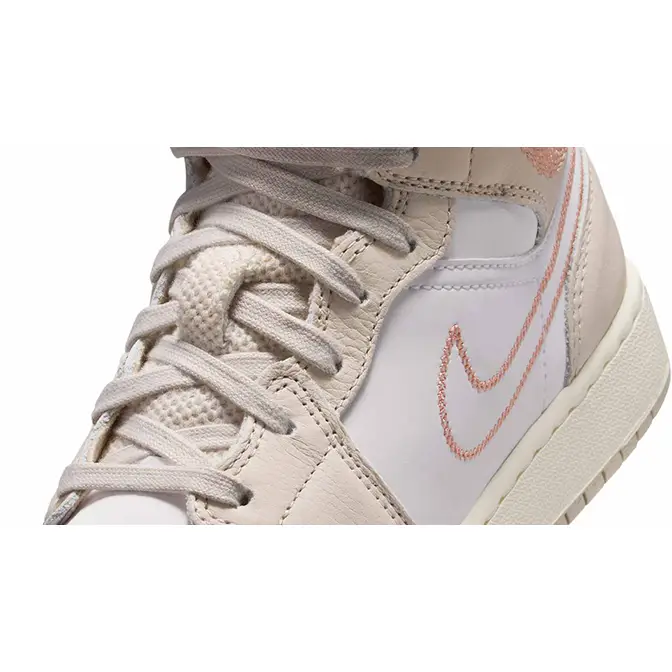 Air Jordan 1 Mid SE GS Sand Drift HQ5879-100 Detail
