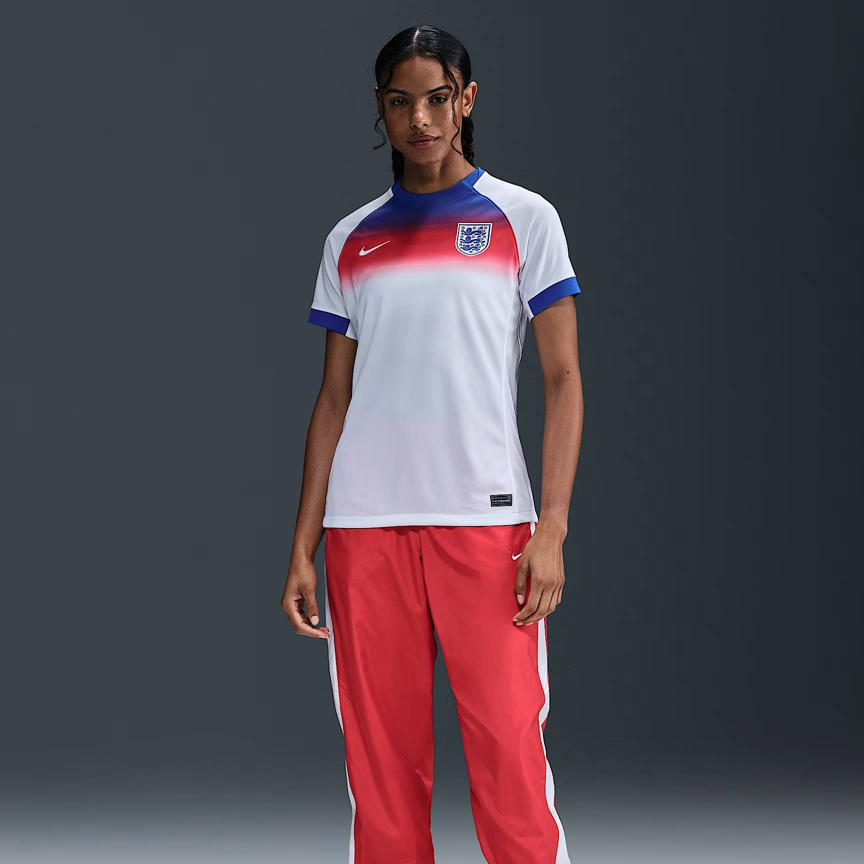 Nike England 2025 Stadium Home Football Shirt Womens | Front