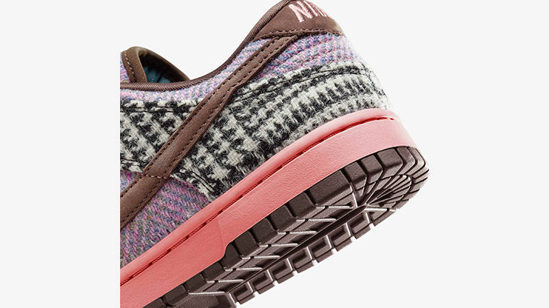 Harris Tweed x Nike Dunk Low Purple Pink HQ5036-902 heel