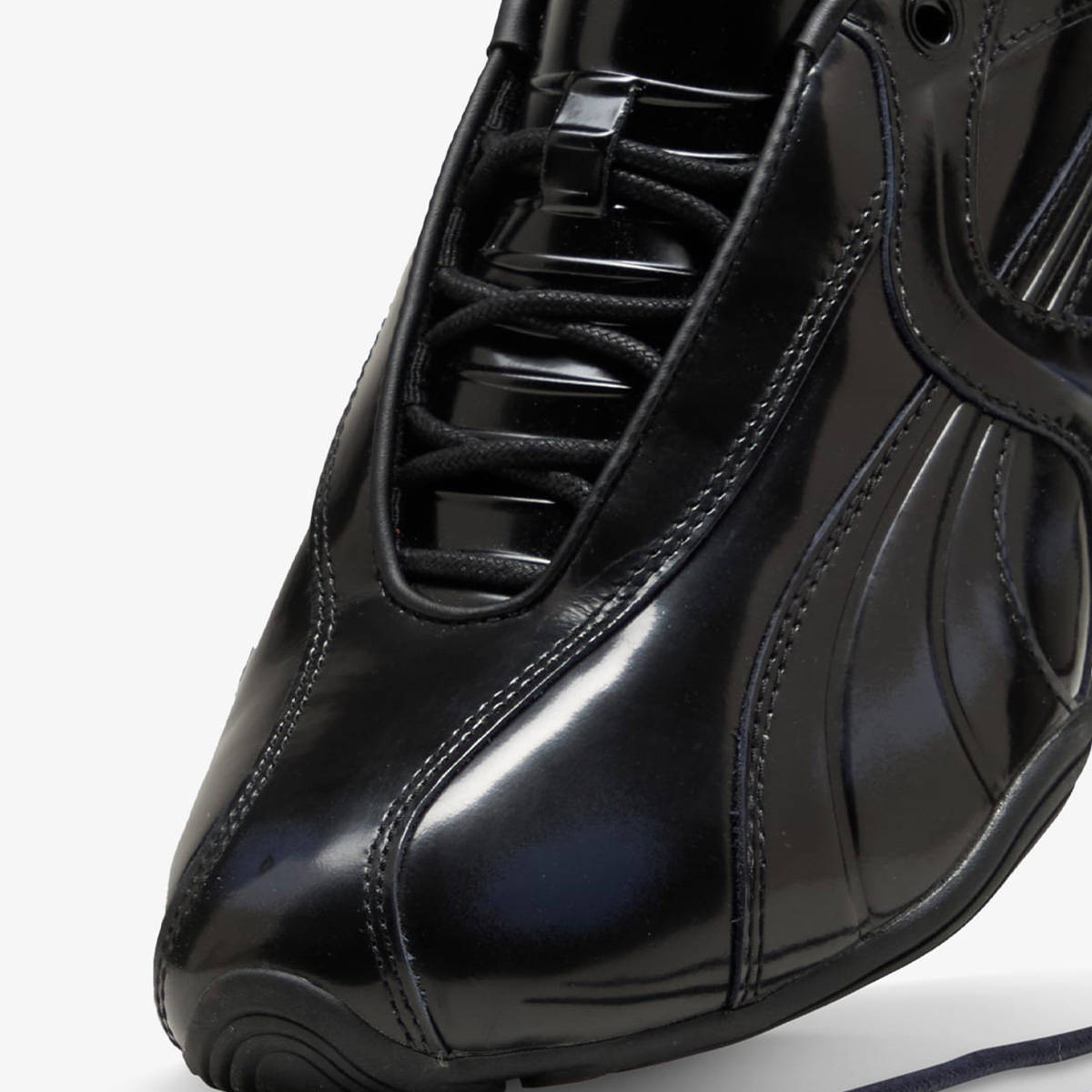 _J.L-A.L_ x PUMA Cell Black Detail