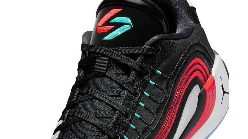 Jordan Luka 4 Bloodline HF0823-001 tongue