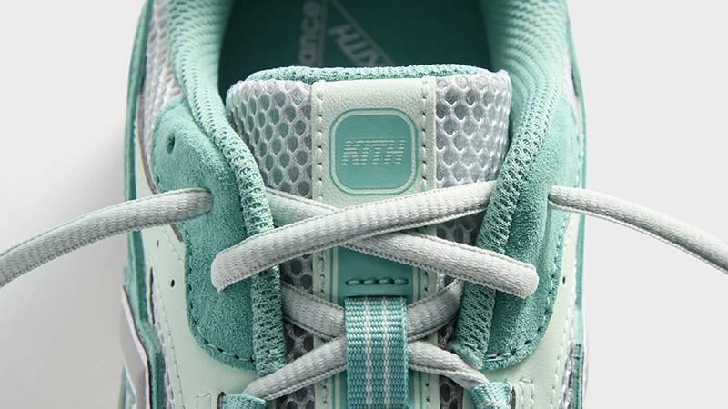 KITH x New Balance 204L Bluebell U204LKTA Detail