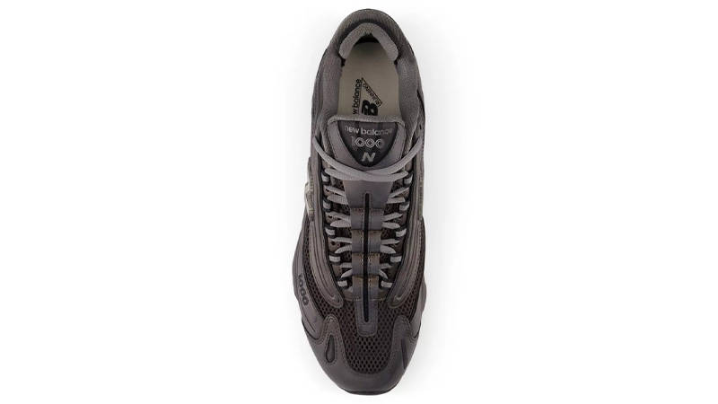 New Balance 1000 Black Metallic Middle