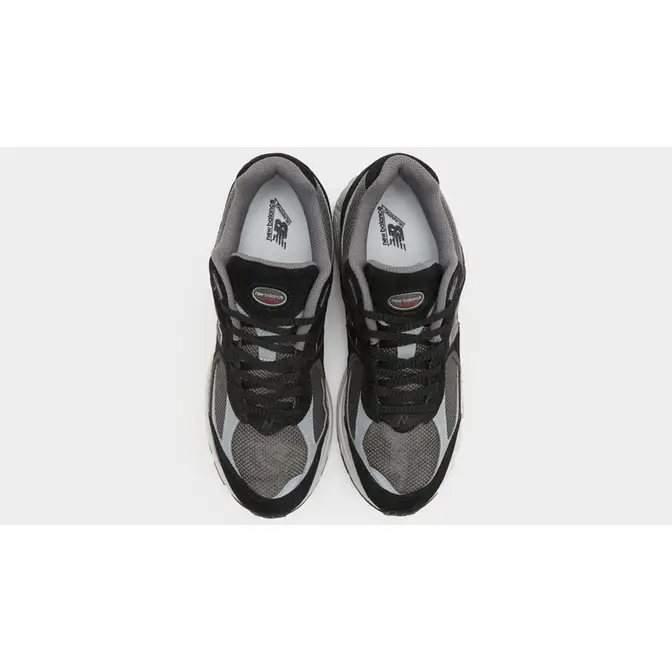 New Balance 2002R Black Castlerock Middle
