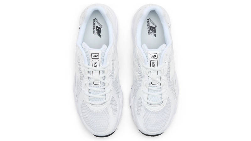 New Balance 740 Triple White Middle