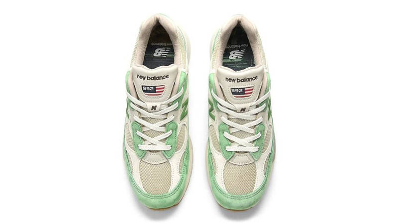 New Balance 992 Mint Gum U992EN1 middle