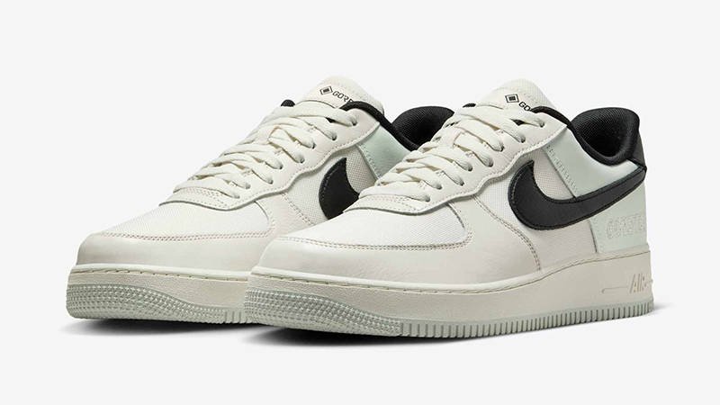 Nike Air Force 1 Gore-Tex White Black CK2630-004 front