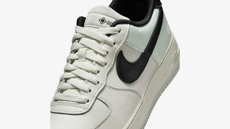 Nike Air Force 1 Gore-Tex White Black CK2630-004 tongue