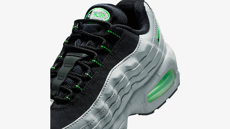 Nike Air Max 95 OG Racing Pack Light Smoke Grey Green II4130-012 tongue