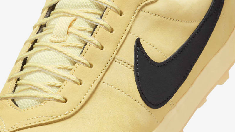 Nike Astrograbber QS Soft Yellow Black Side