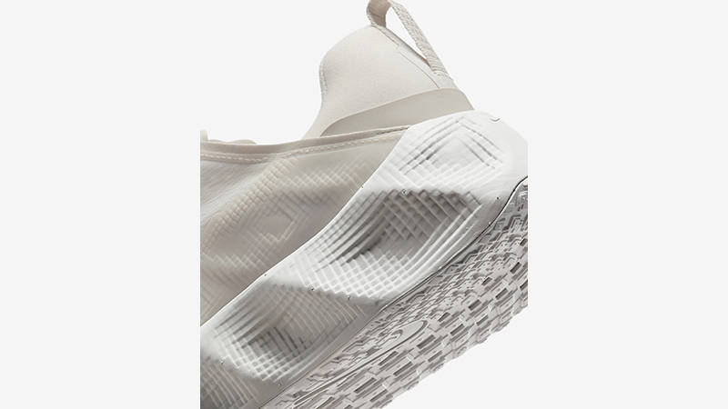 Nike Ava Rover Phantom Light Bone heel