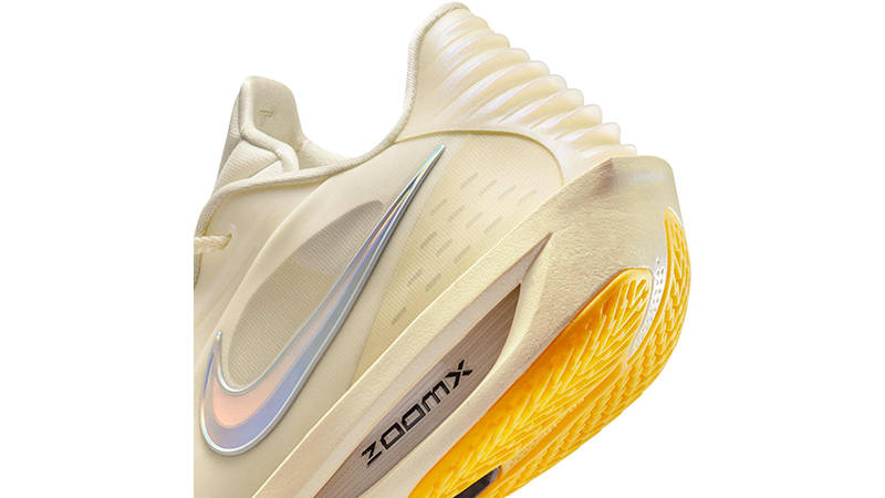 Nike GT Cut 3 Turbo Coconut Milk II3704-100 heel