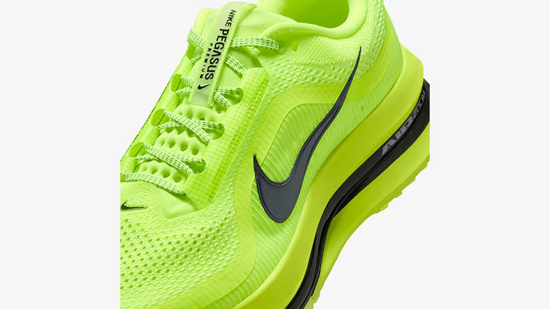 Nike Pegasus Premium Volt HQ2592-700 tongue