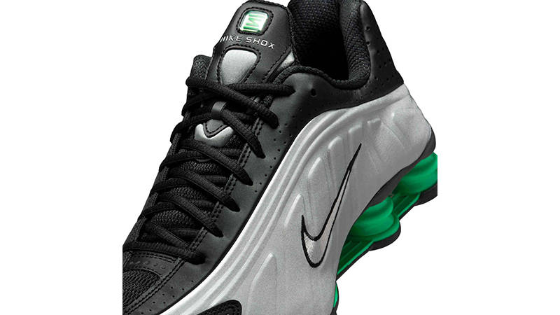 Nike Shox R4 Black Green HQ1988-006 side