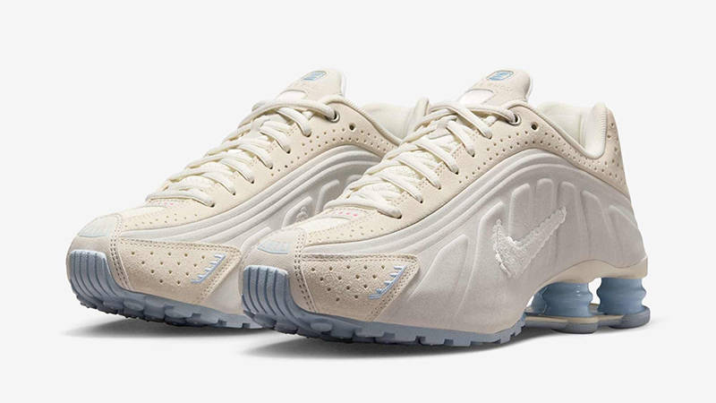 Nike Shox R4 Pale Ivory IH3572-110 front