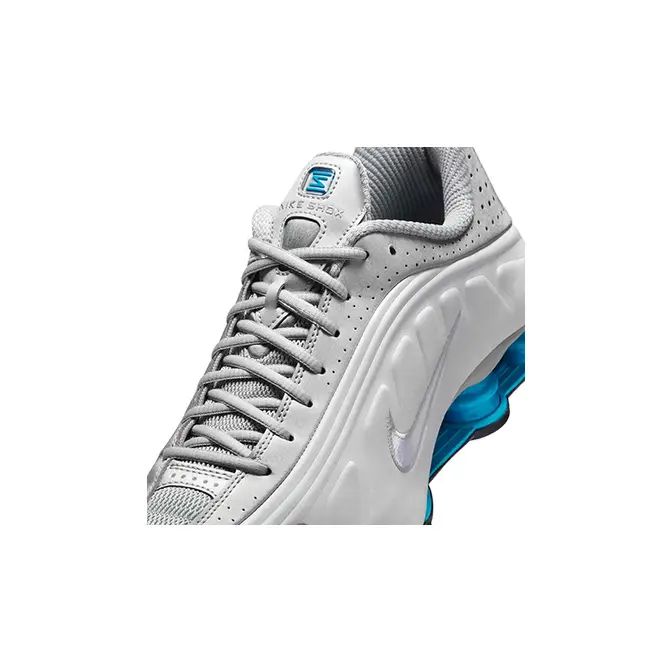 Nike Shox R4 Silver Blue Lagoon HQ1988-005 side