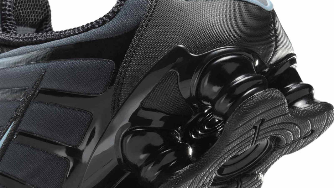 Nike Shox TL Black Celestine Blue Closeup