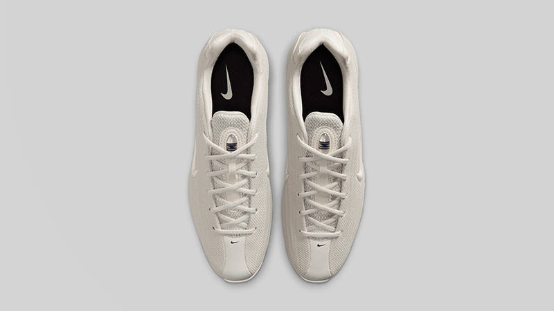 Nike Shox Z Beige HQ7540-004 middle