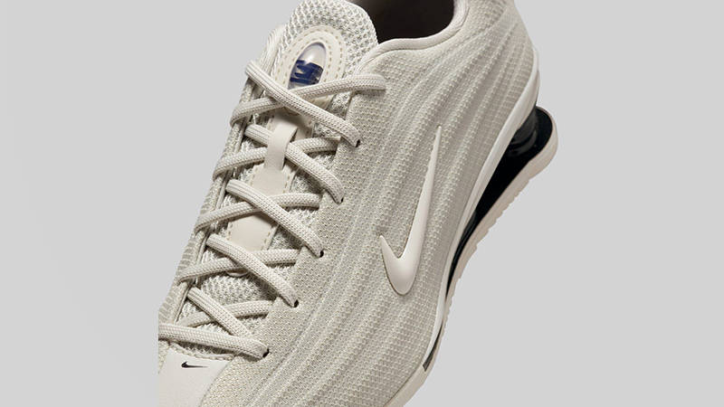 Nike Shox Z Beige HQ7540-004 tongue